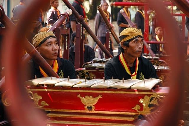Découvrir les cultures et traditions avec enfants
